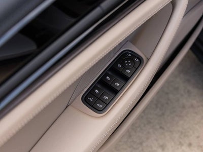 2026 Porsche Panamera Panamera