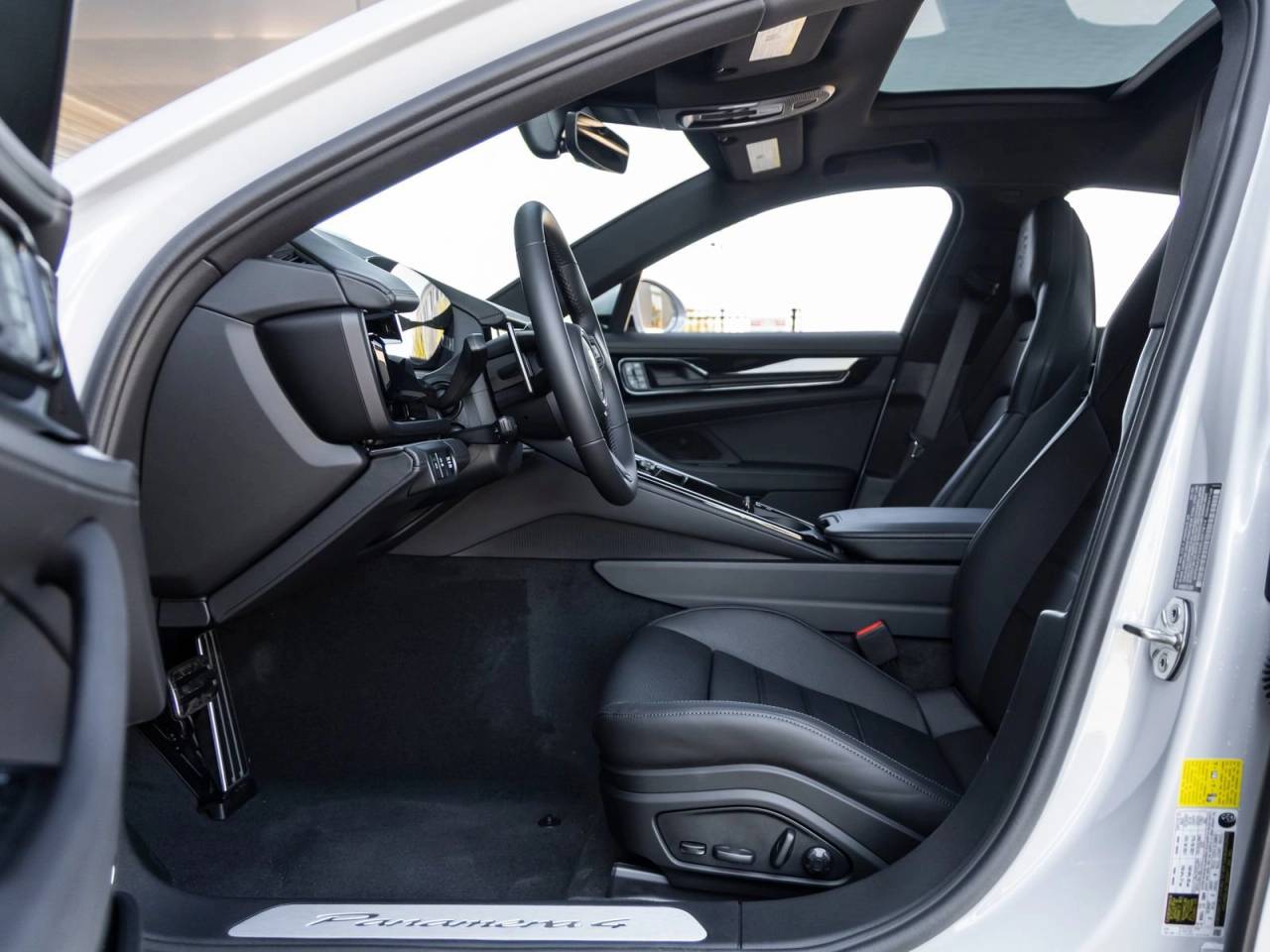 2025 Porsche Panamera Panamera 4