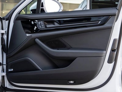 2025 Porsche Panamera Panamera 4