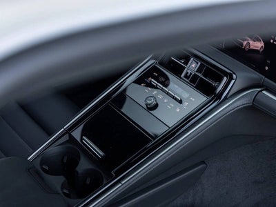 2025 Porsche Panamera Panamera 4