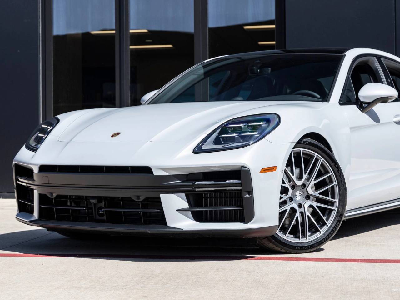 2025 Porsche Panamera Panamera 4