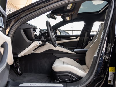 2025 Porsche Panamera Panamera