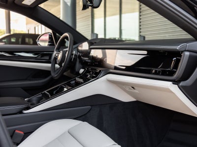 2025 Porsche Panamera Panamera
