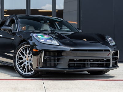 2025 Porsche Panamera Panamera