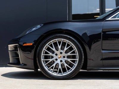 2025 Porsche Panamera Panamera