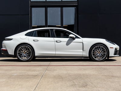 2025 Porsche Panamera Panamera