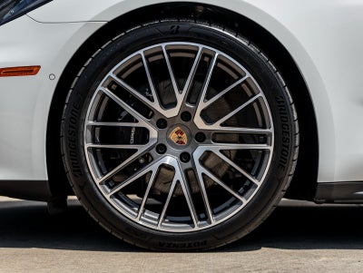 2025 Porsche Panamera Panamera