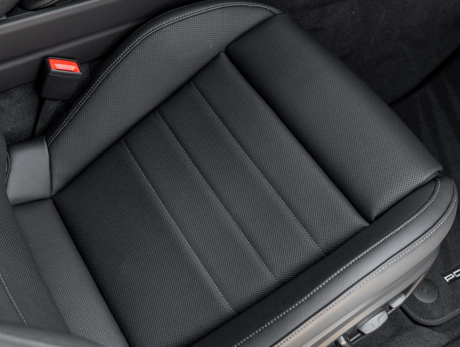 2025 Porsche Panamera Panamera