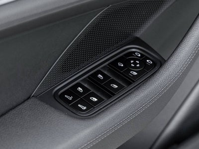 2025 Porsche Panamera Panamera