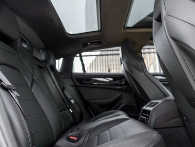 2025 Porsche Panamera Panamera