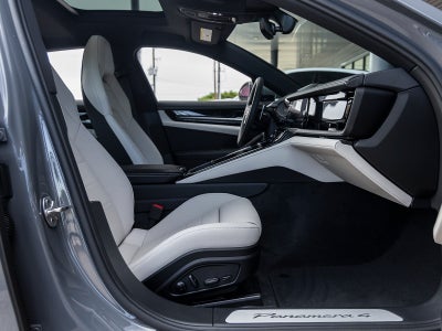 2025 Porsche Panamera Panamera 4