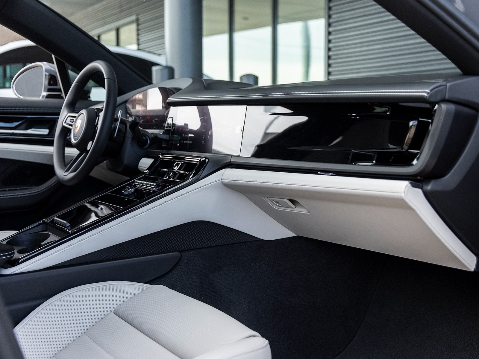 2025 Porsche Panamera Panamera 4