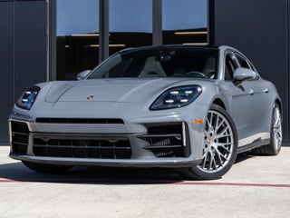 2025 Porsche Panamera Panamera 4
