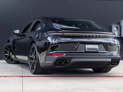 2025 Porsche Panamera RWD