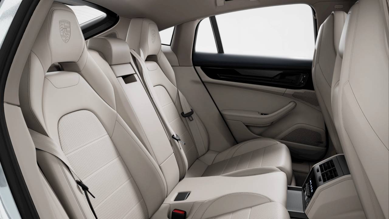 2025 Porsche Panamera Panamera