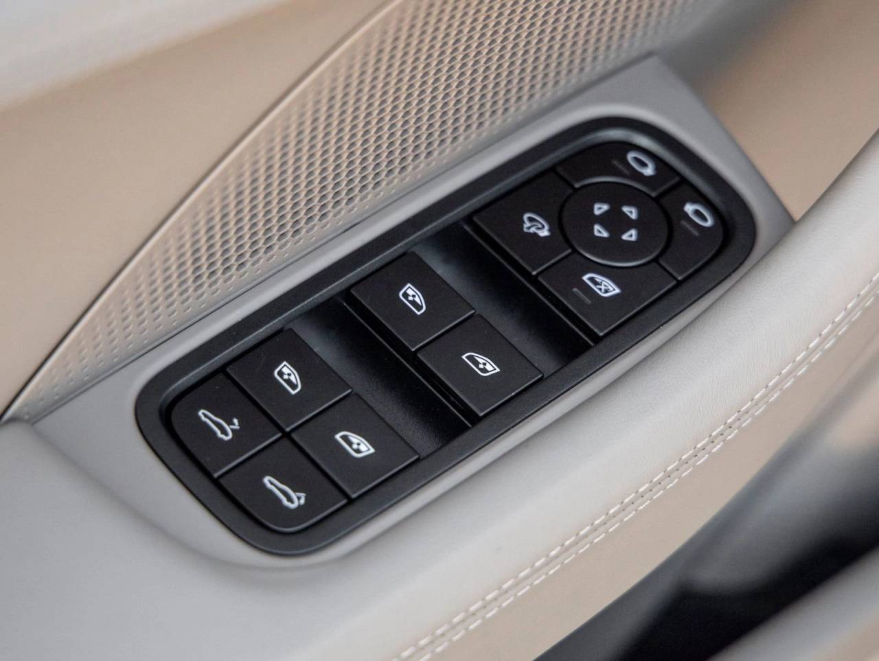 2025 Porsche Panamera Panamera