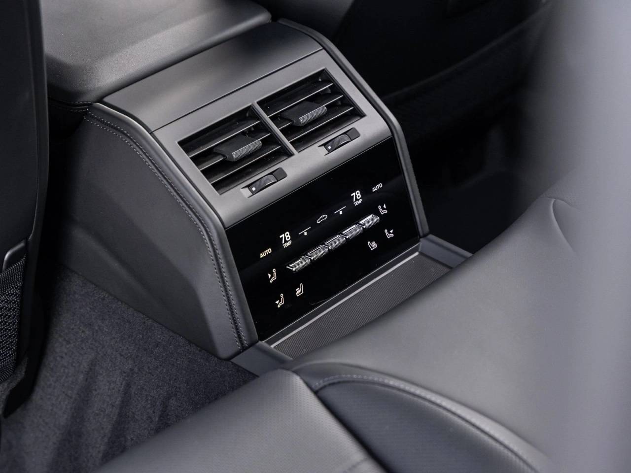 2026 Porsche Panamera Panamera