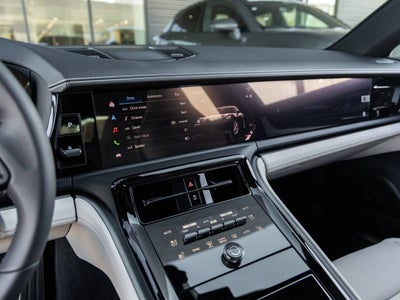 2026 Porsche Panamera Panamera 4
