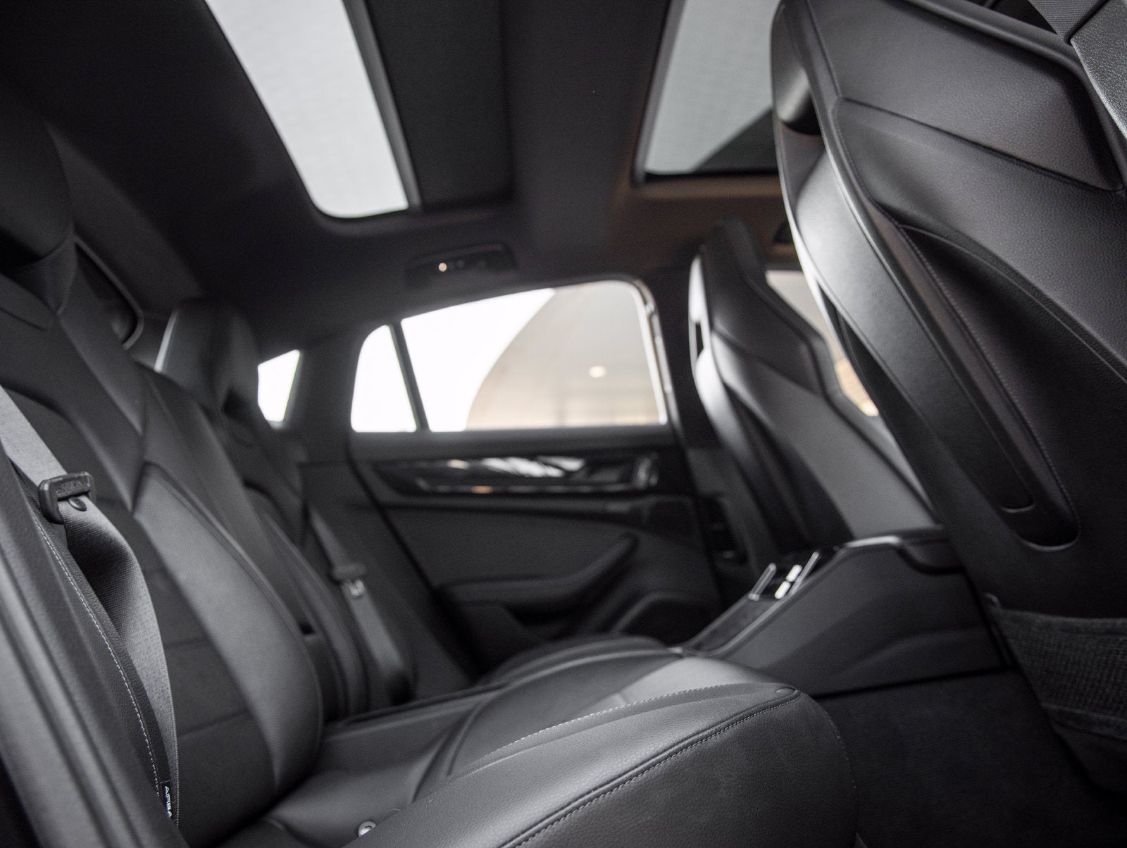 2025 Porsche Panamera Panamera