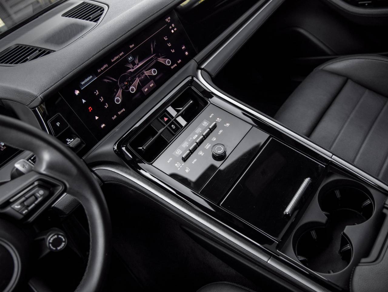 2025 Porsche Panamera Panamera