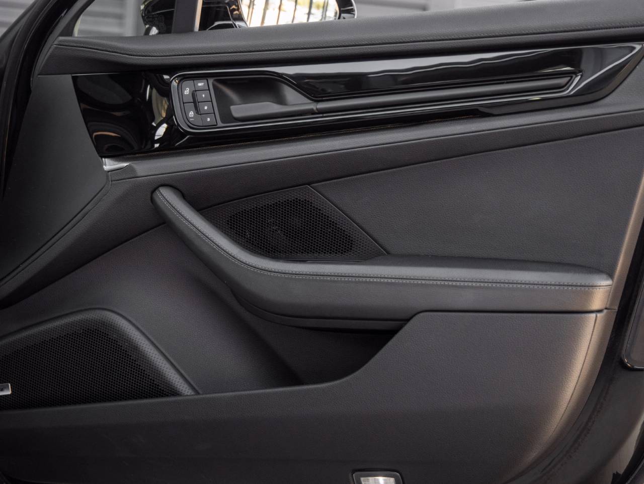2025 Porsche Panamera Panamera