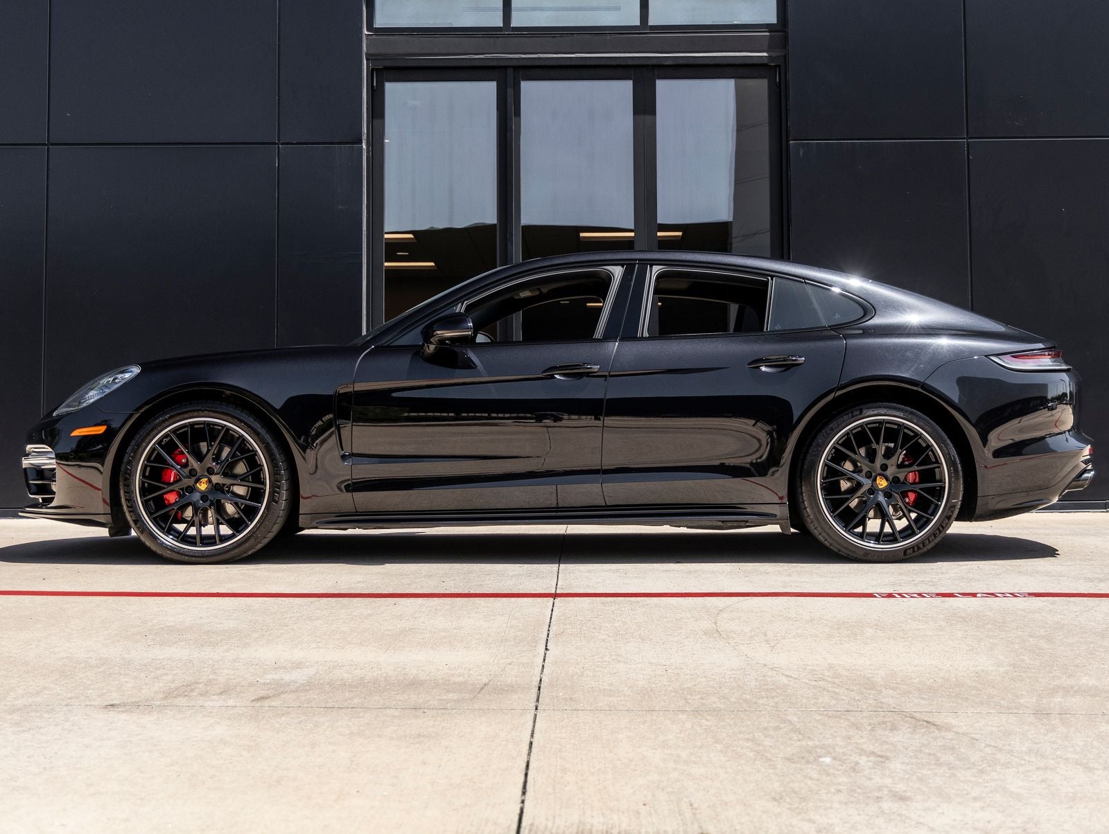 2023 Porsche Panamera Panamera 4S (MY23)