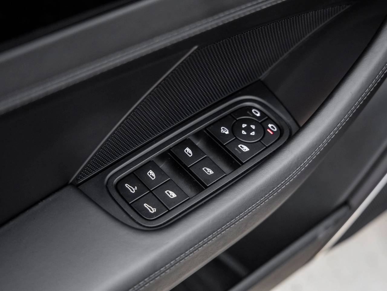 2023 Porsche Panamera Panamera 4S (MY23)