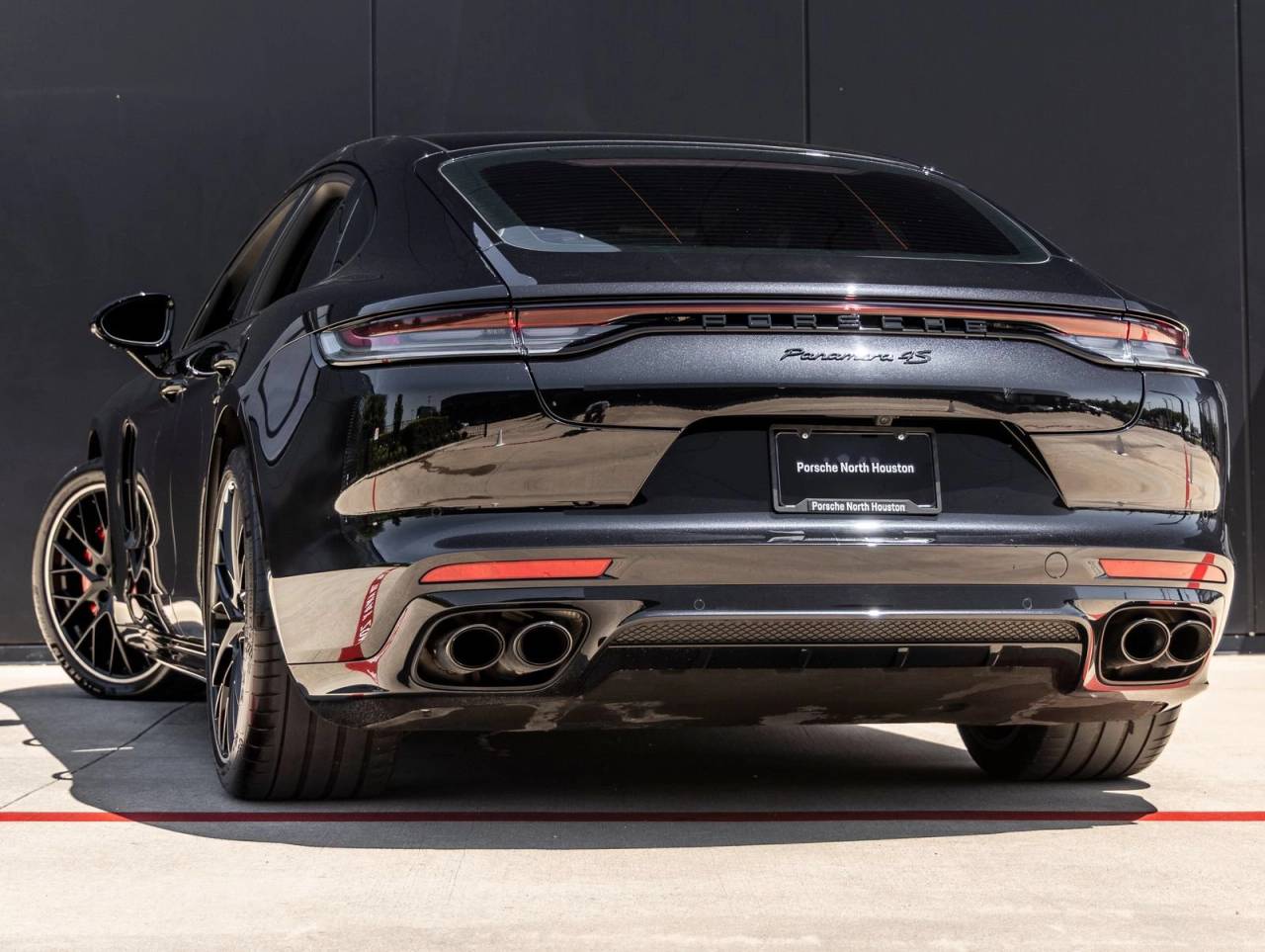 2023 Porsche Panamera Panamera 4S (MY23)