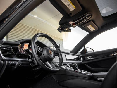 2023 Porsche Panamera Panamera 4S (MY23)