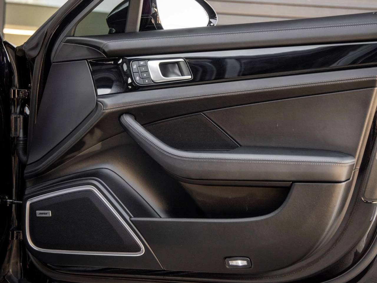2023 Porsche Panamera Panamera 4S (MY23)