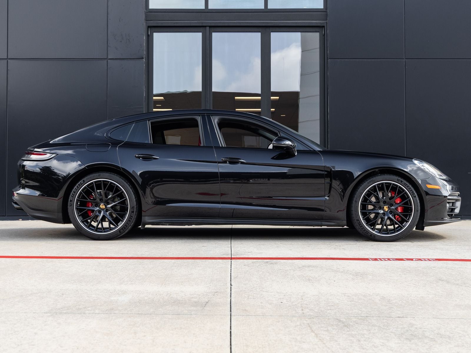 2023 Porsche Panamera Panamera 4S (MY23)