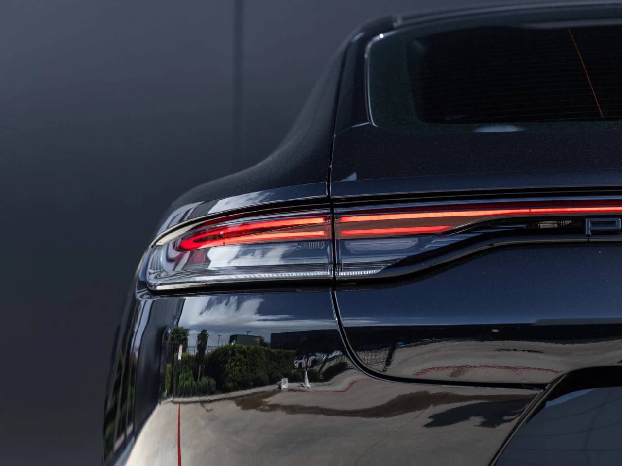 2023 Porsche Panamera Panamera 4S (MY23)