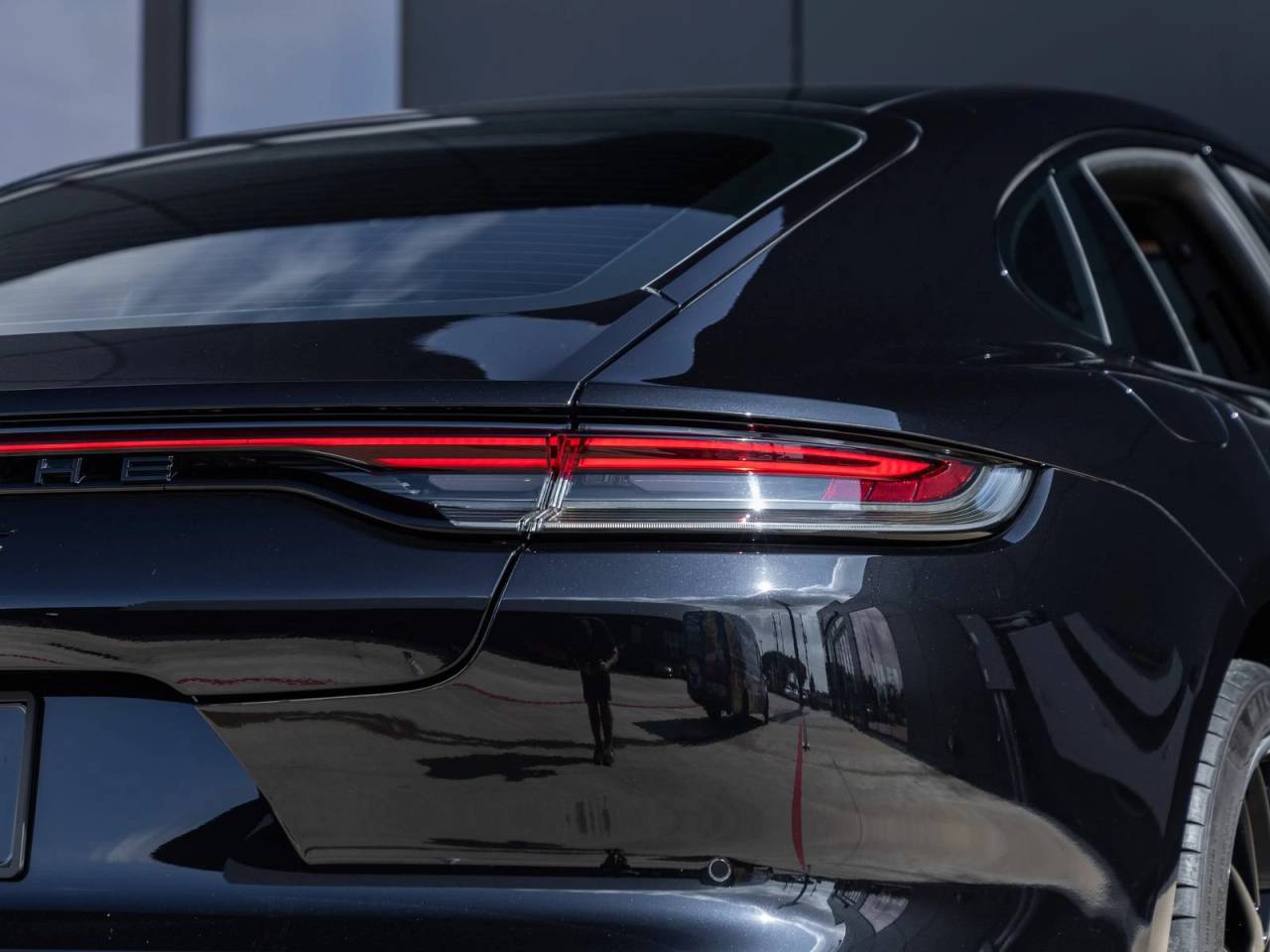 2023 Porsche Panamera Panamera 4S (MY23)