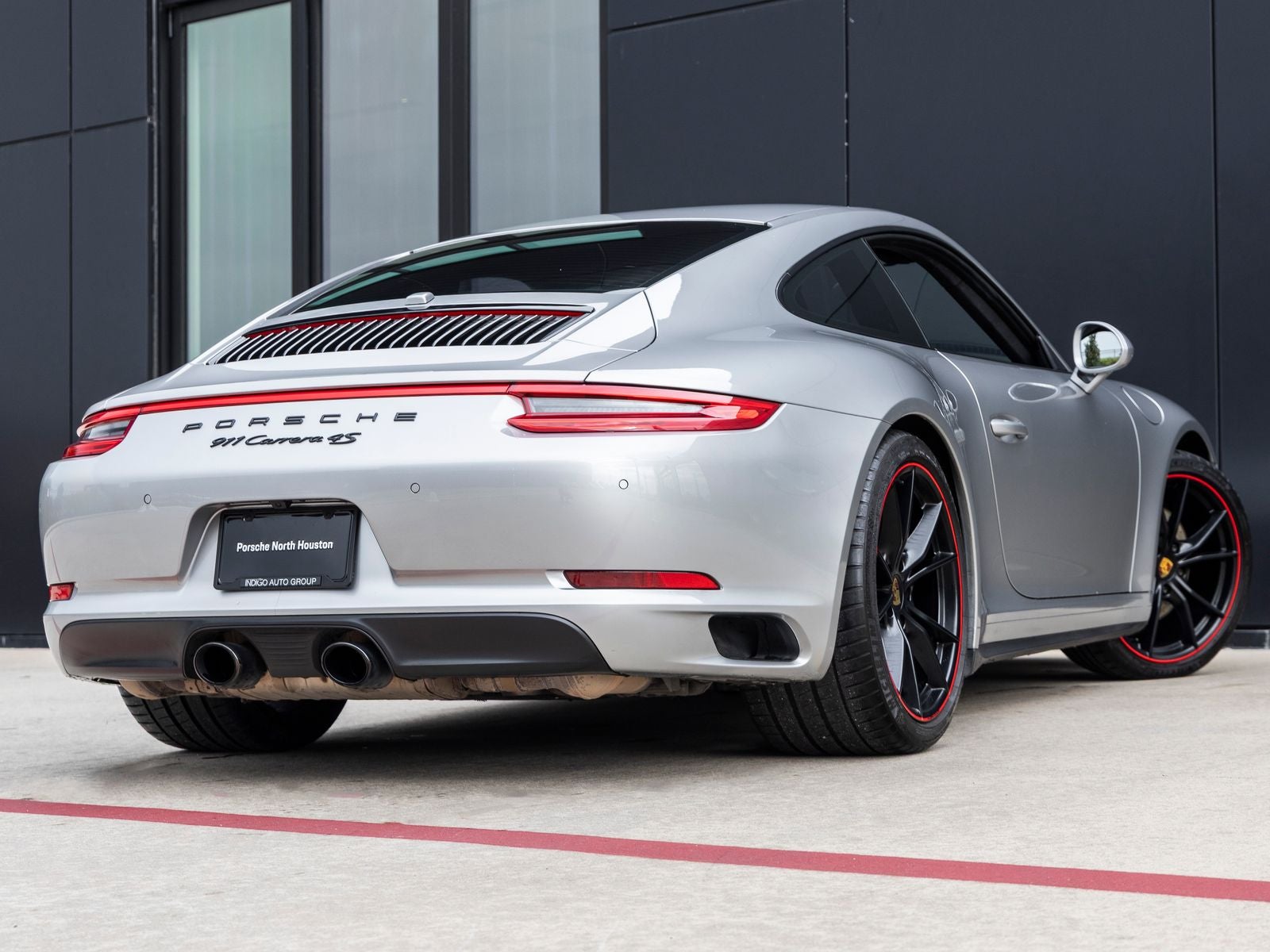 2018 Porsche 911 Carrera 4S