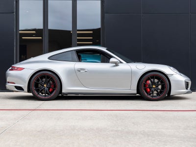 2018 Porsche 911 Carrera 4S