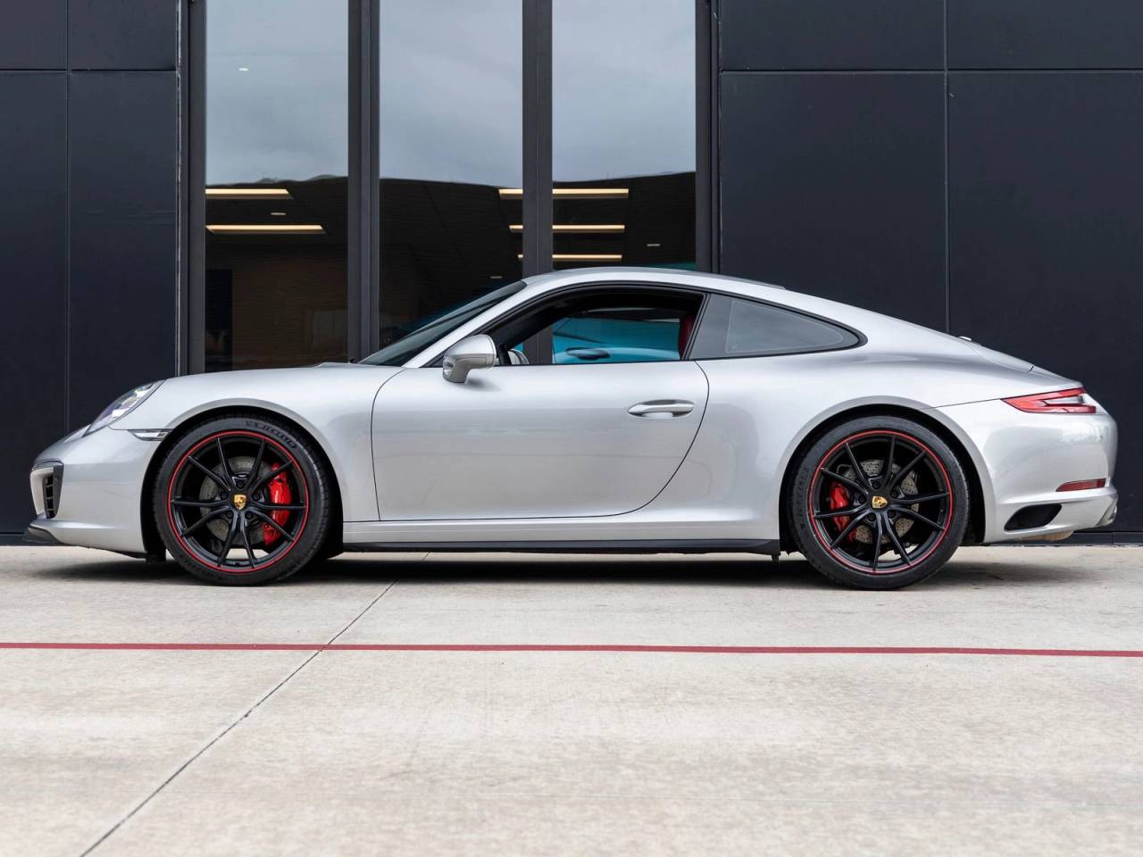 2018 Porsche 911 Carrera 4S