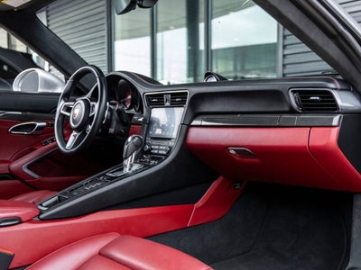 2018 Porsche 911 Carrera 4S