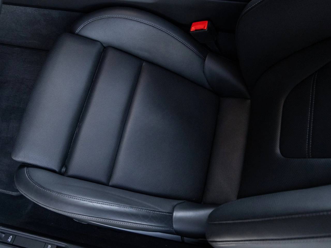 2025 Porsche 911 911 Carrera GTS