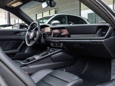 2026 Porsche 911 Carrera 4 GTS