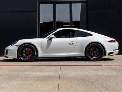 2018 Porsche 911 911 Carrera 4 GTS