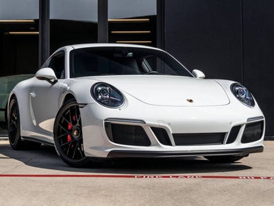 2018 Porsche 911 911 Carrera 4 GTS