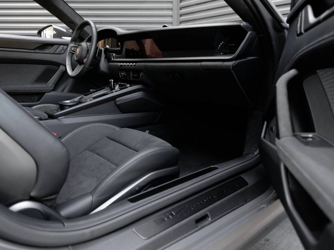 2025 Porsche 911 911 Carrera GTS