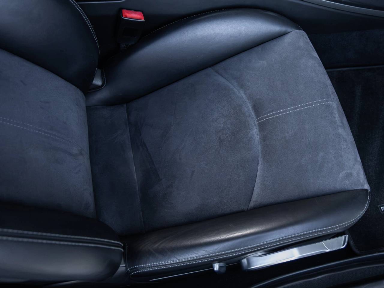 2012 Porsche 911 911 Carrera 4 GTS