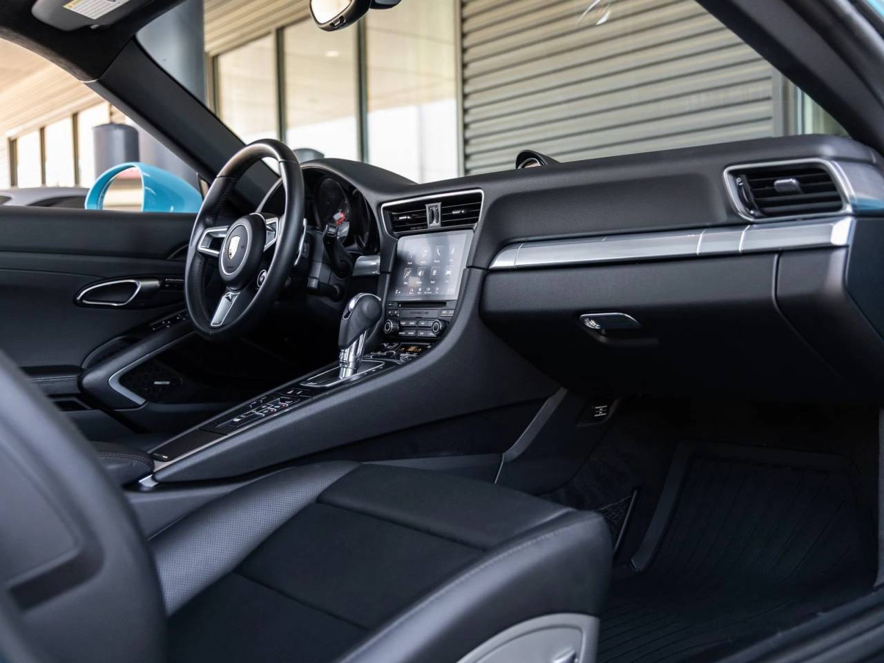 2017 Porsche 911 911 Carrera 4S