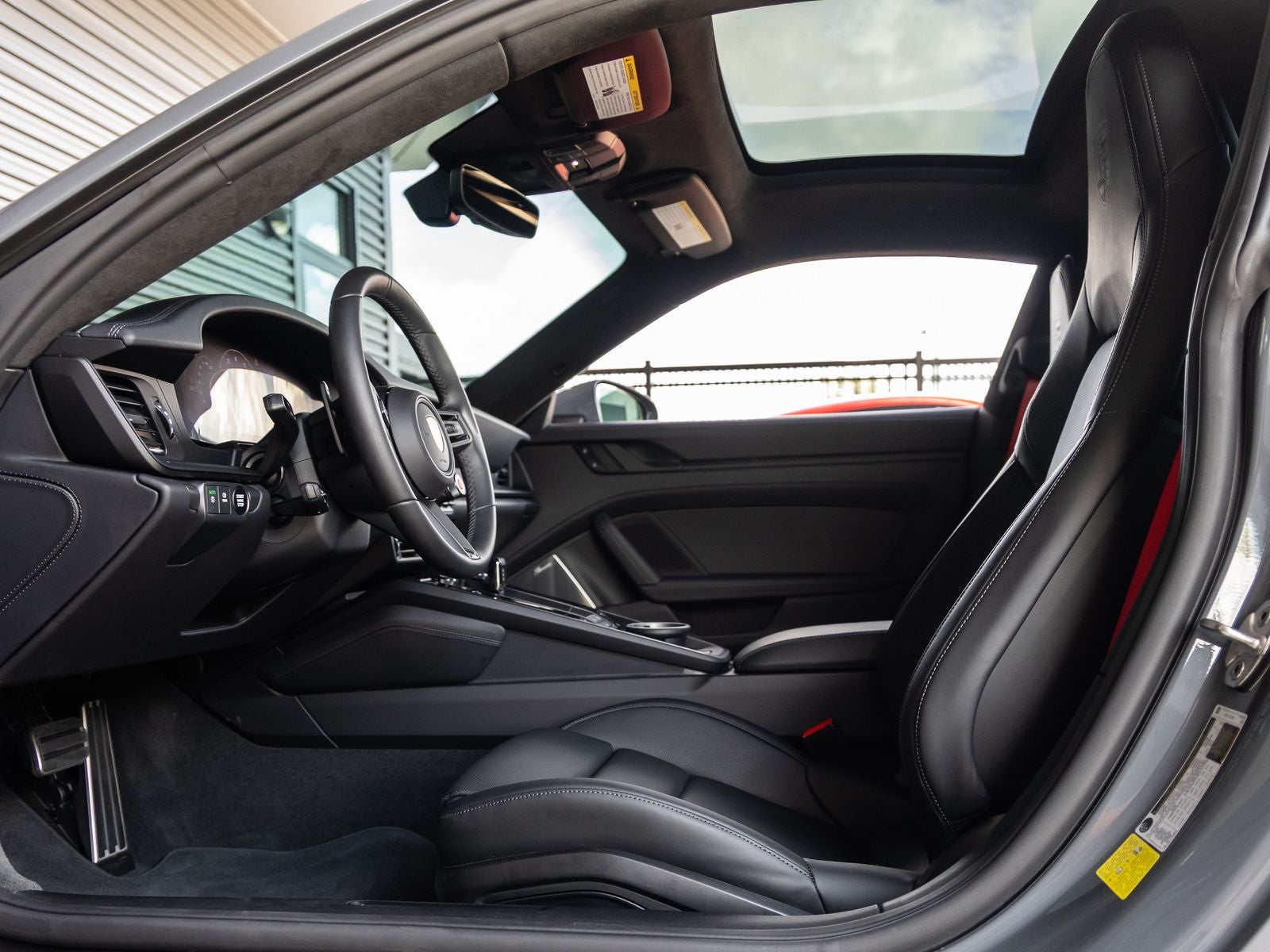 2025 Porsche 911 Carrera GTS
