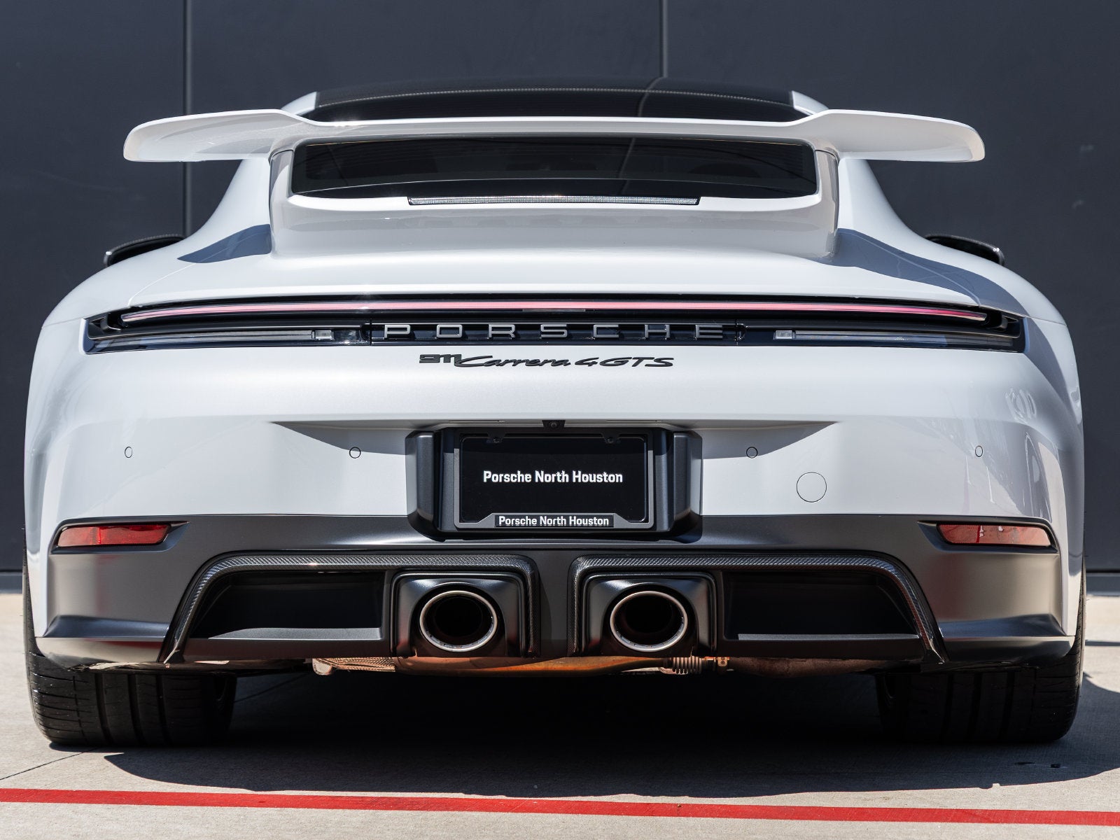 2026 Porsche 911 Carrera 4 GTS