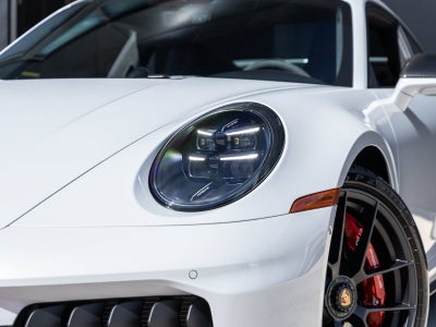 2026 Porsche 911 Carrera 4 GTS