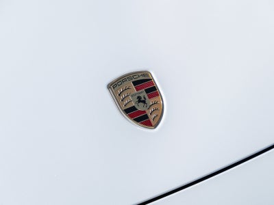 2026 Porsche 911 Carrera 4 GTS