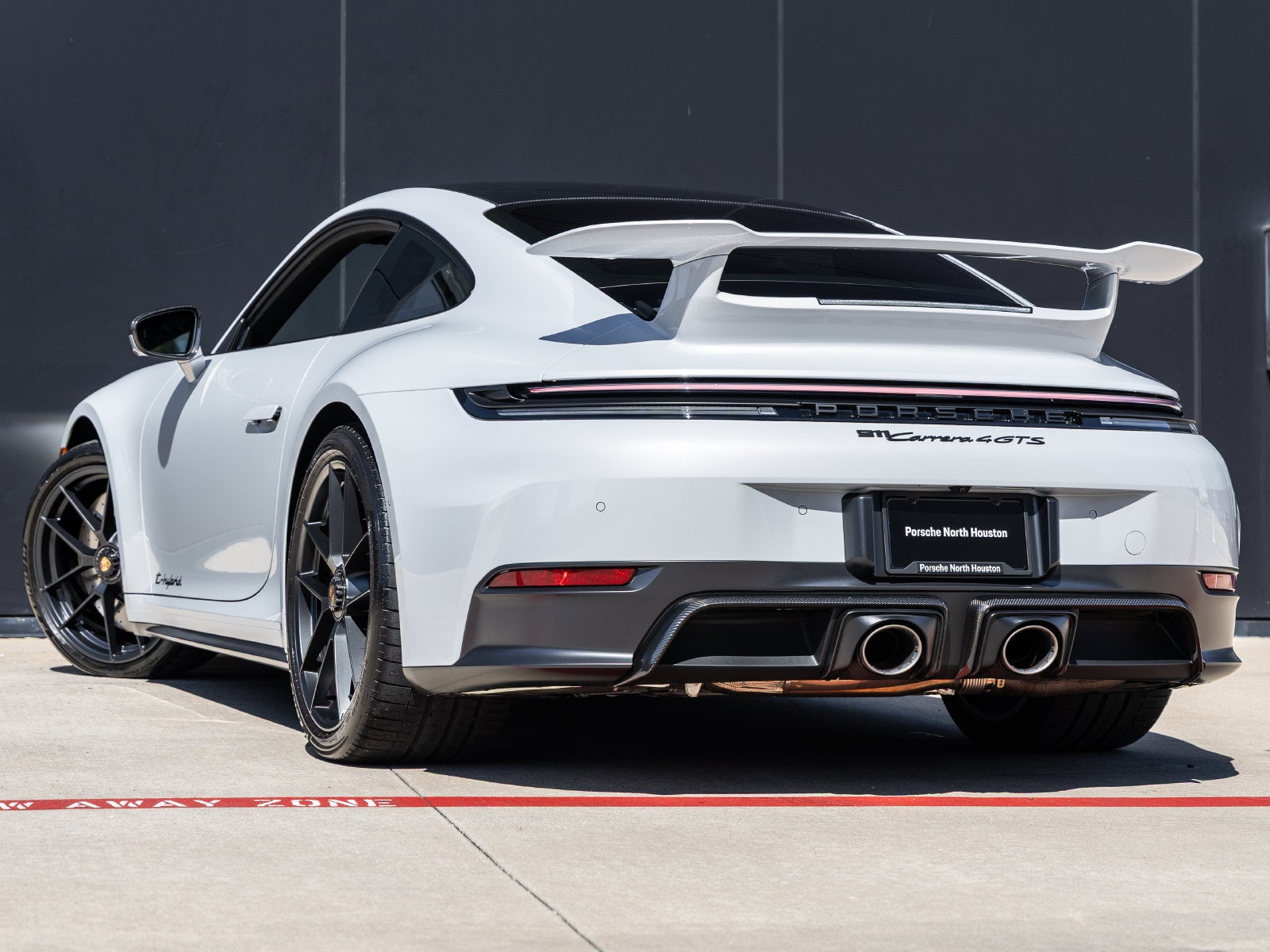 2026 Porsche 911 Carrera 4 GTS