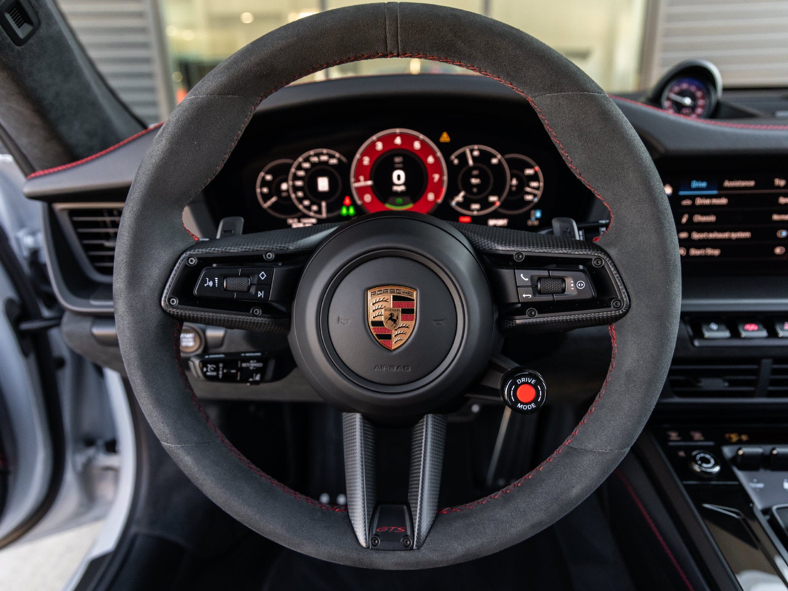 2026 Porsche 911 Carrera 4 GTS